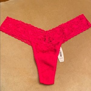 Victoria’s Secret Lacie Thong NWT